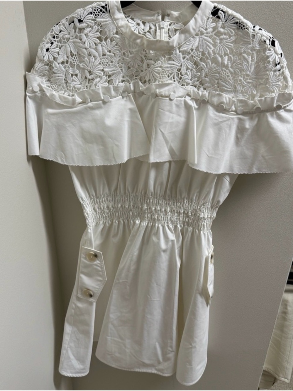 Self portrait White Lace Yoke Ruffle Women’s Dress Sz 10 runs small